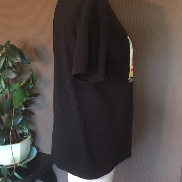 Black T-shirt size large eagle and flag on front - Picture 3 of 5